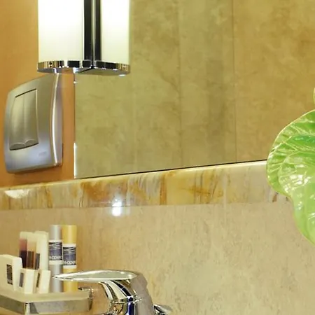 The Opera Hotel 3*