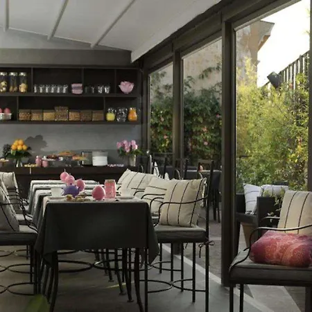 The Opera Ξενοδοχείο