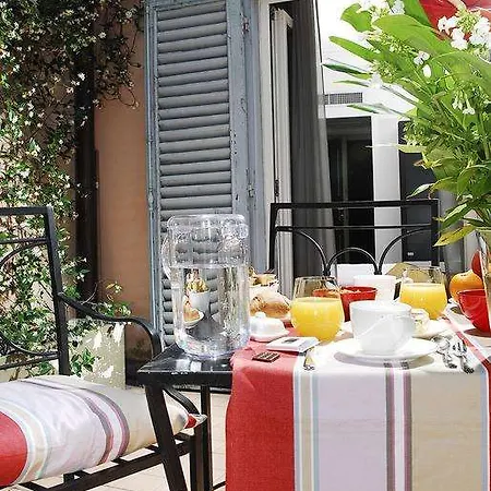 Ξενοδοχείο The Opera 3*